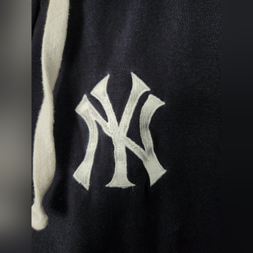 New York Yankees Embroidered Printed Hood Zip Up XL - Picture 5 of 7